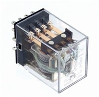 BLADE RELAY 12V W/ LIGHT AND RESET BUTTON